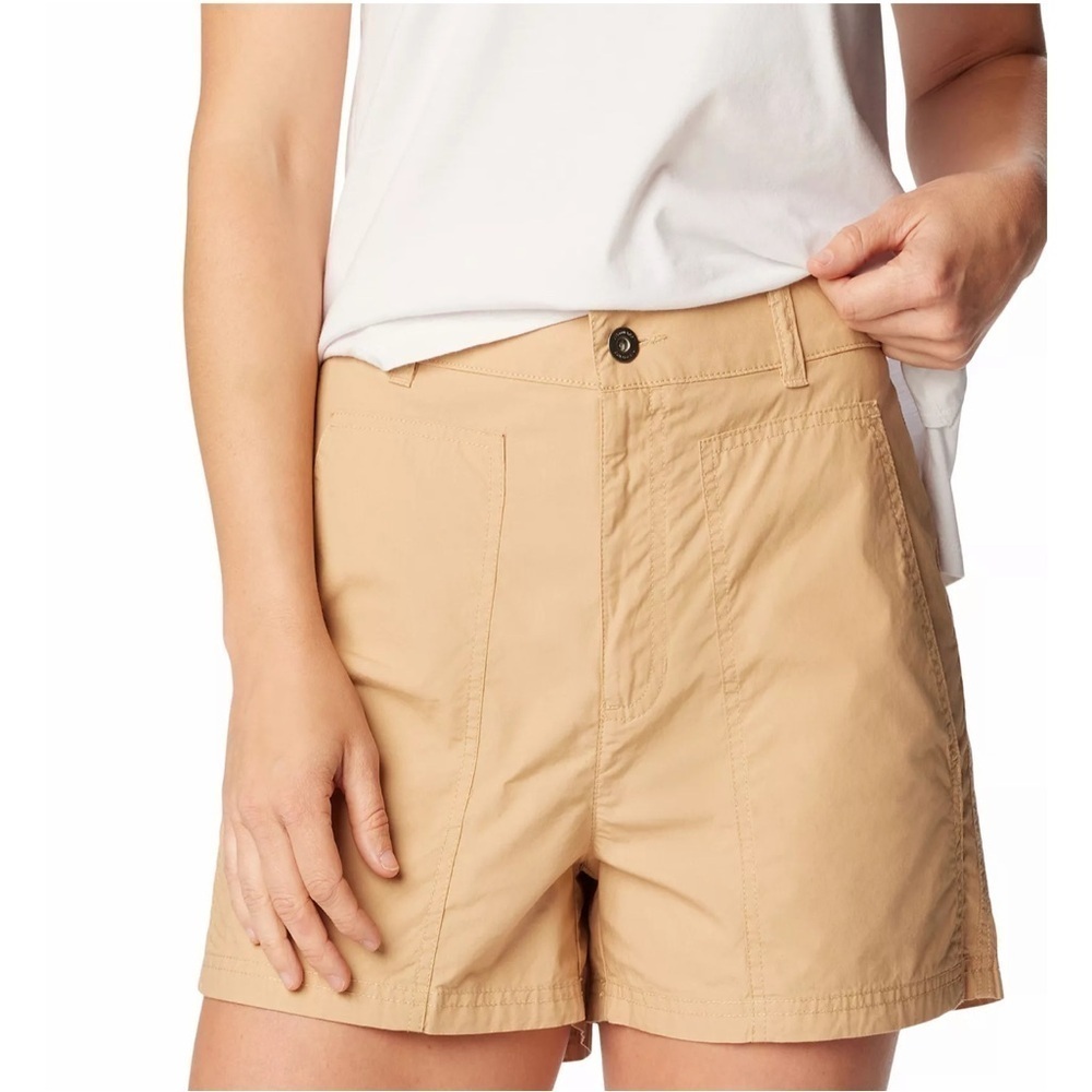 Columbia Holly Hideaway Shorts Inseam 3” Size 8 Hiking Outdoor Women NEW 1060
